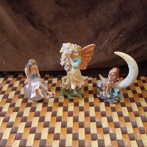 LOT OF 3 -Painted Ceramic Fairy Set - Picture 2 of 6